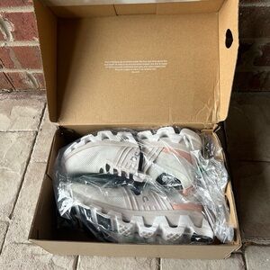 RARE New w/ Tags ON Women’s Cloudswift 3 `Ivory Rose’ Running Shoe Size 7.5